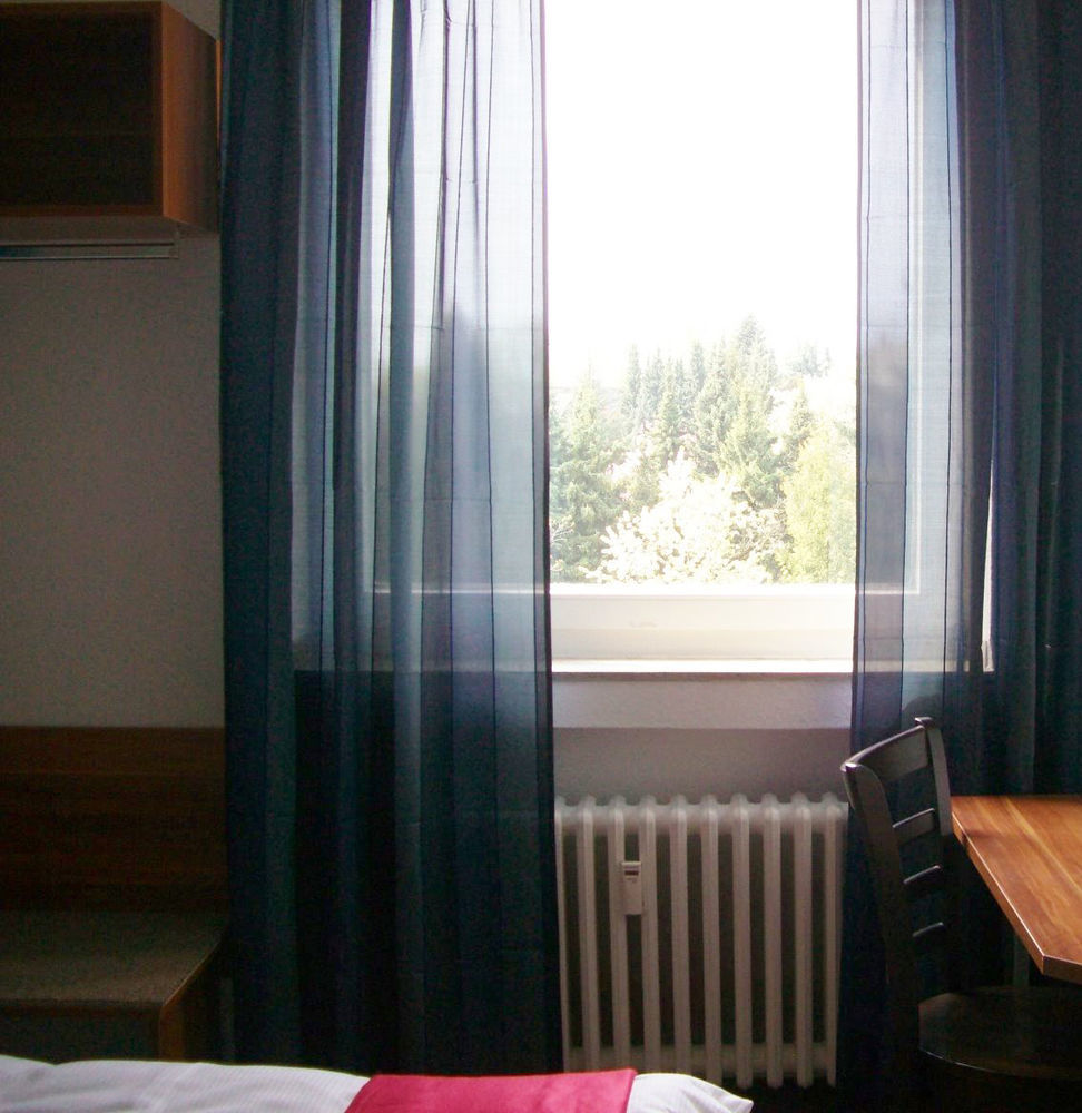 Hotel Art Inn Dinslaken Bagian luar foto